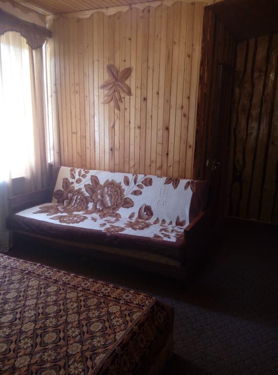 Hôtel Schedryk à Mykulychyn Extérieur photo